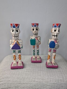 Day Of The Dead Nativity Scene Three Wise Men Skeletons